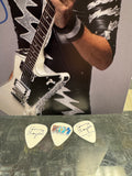 Tommy Thayer signed KISS 8x10 Photo with 3 Guitar Picks