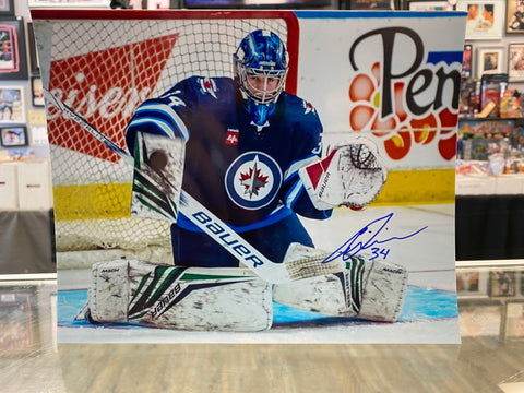 Thomas Milic signed Winnipeg Jets 8x10 Photo