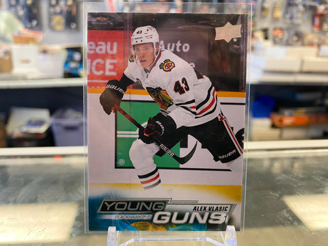 Alex Vlasic 2022-23 Upper Deck Series 1 Young Guns RC #248 Chicago Blackhawks